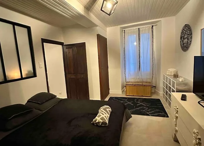 Apartment Au Coeur De La Vieille Ajaccio (Corsica)