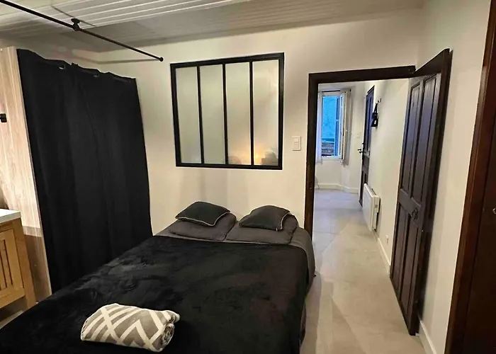 Apartment Au Coeur De La Vieille *